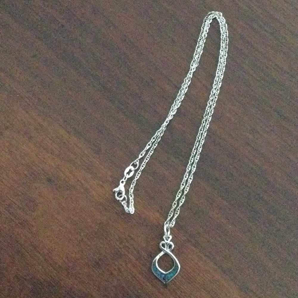 Jewelry - Picture 4 of 4